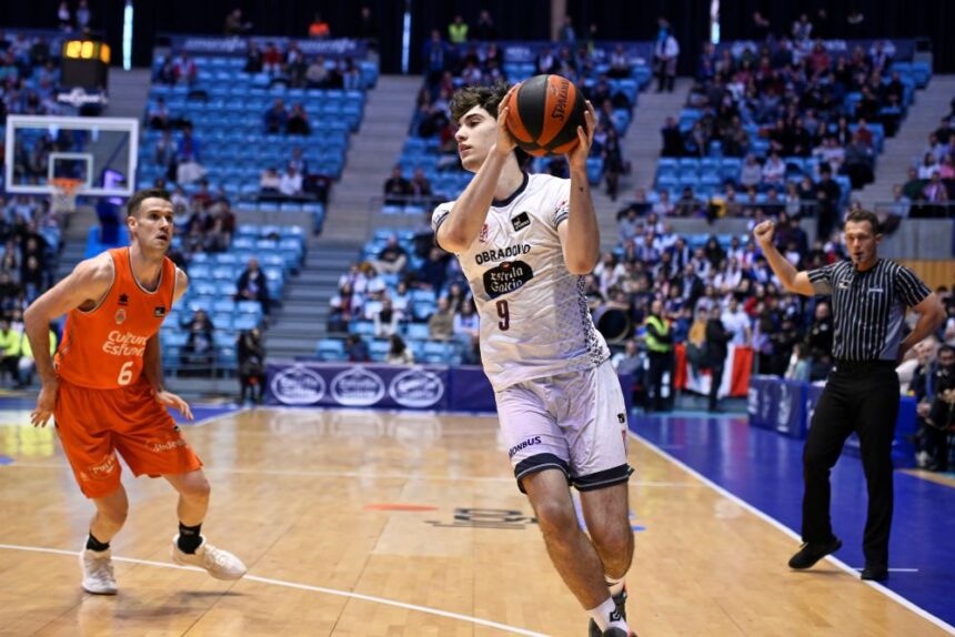 Monbus Obradoiro No Puede Con Valencia Basket 21NOTICIAS