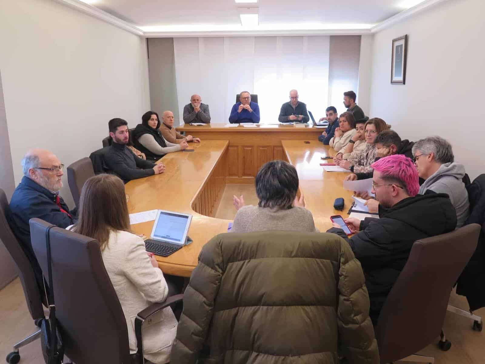 A Laracha. O pleno aproba por unanimidade o POS+ 2025, o novo plan de ...