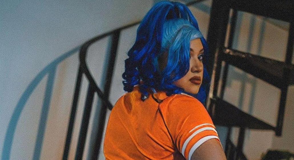 Angie Blue enciende la noche con su explosivo EP “Rompe la discoteka ...